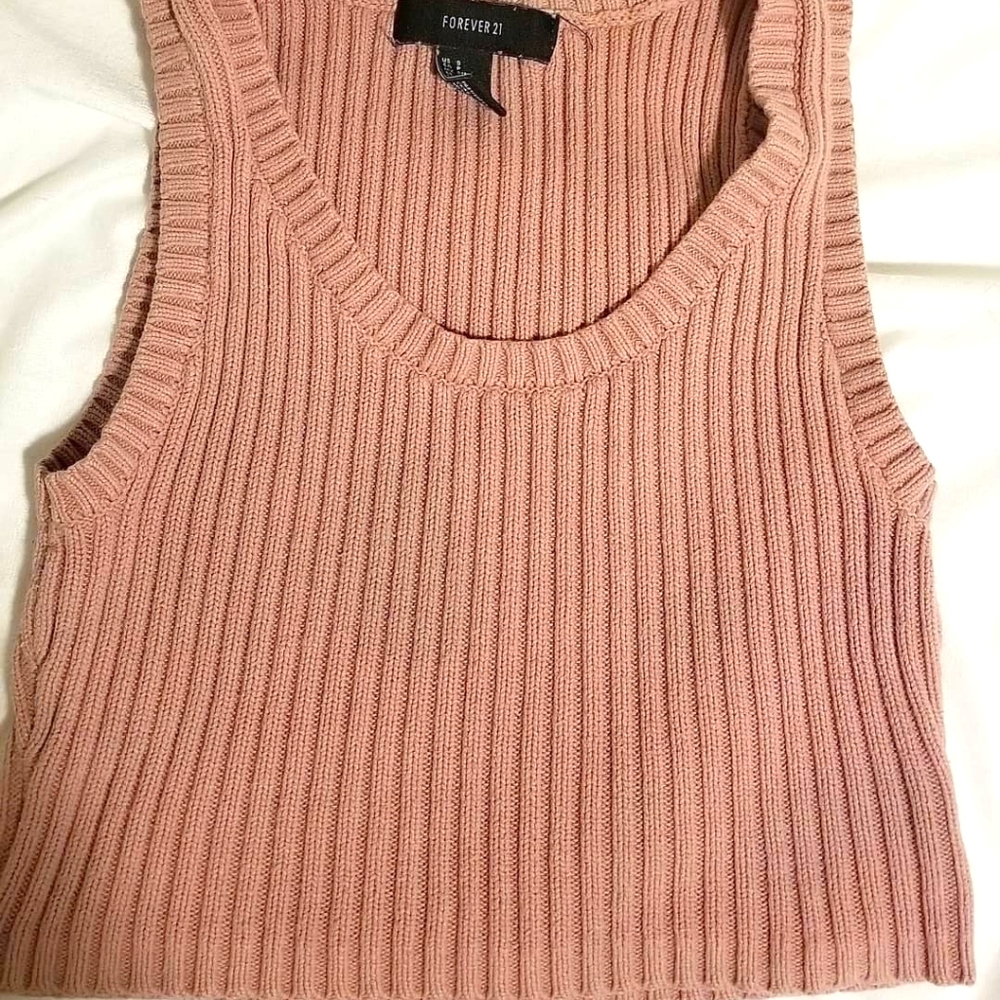 SOLD ON IG Forever 21 tank